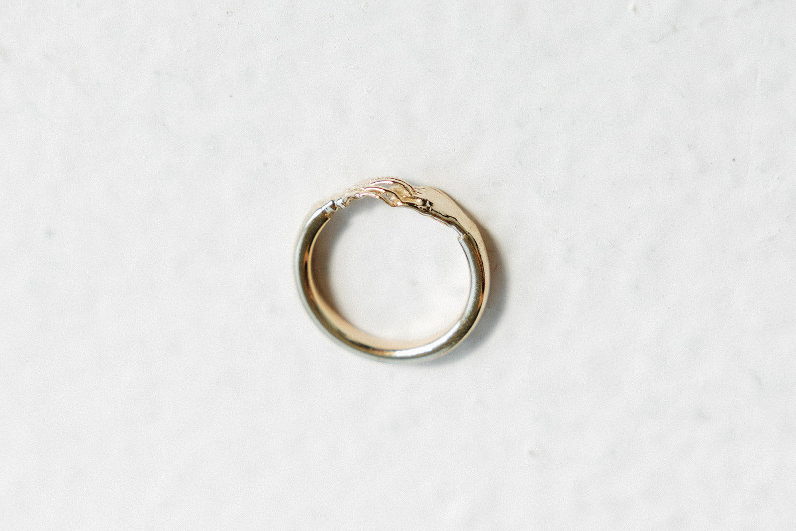 Beyond the Grave Fede Ring